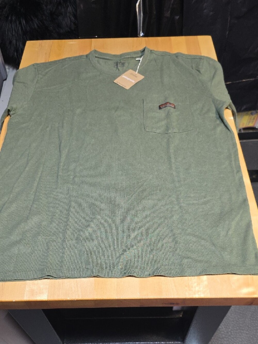Patagonia Men's Short-Sleeve Pocket Tee in Olive - Picture 2 of 6